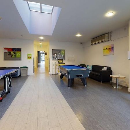 For Students Only Contemporary Studios At Iq Hoxton In 런던 외부 사진